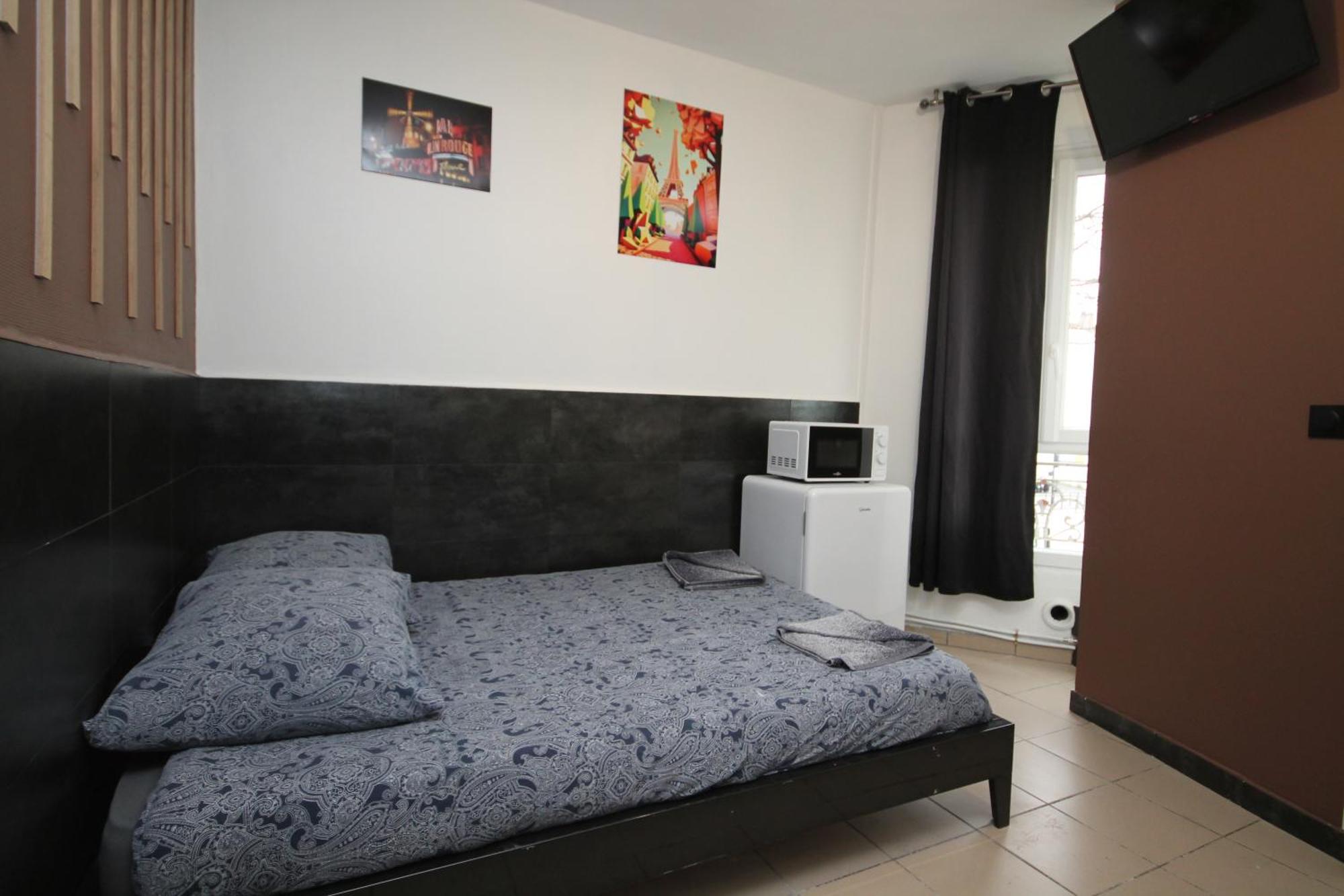 09 - Chambre Proche Paris Et Transports Avec Tv Wifi Saint-Denis  Esterno foto